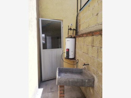 Imagen 10 de 12 de Casa Sola En Venta San Carlos Castillotla