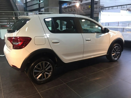 Imagen 9 de 13 de Renault Sandero Intens Cvt 1.6 - Centro Automotores