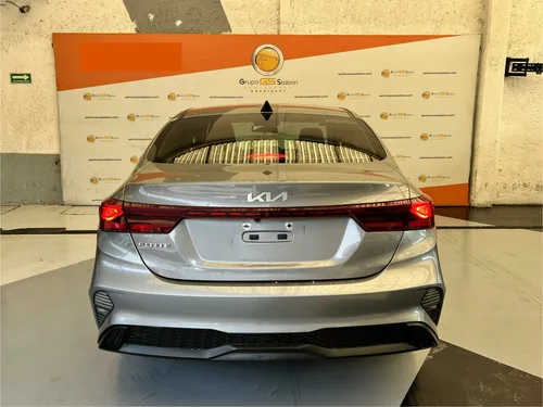 Kia Forte 2.0 L At
