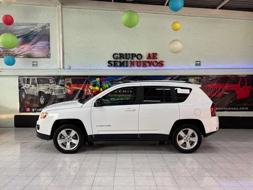 Jeep Compass 2.4 Latitude 4X2 At