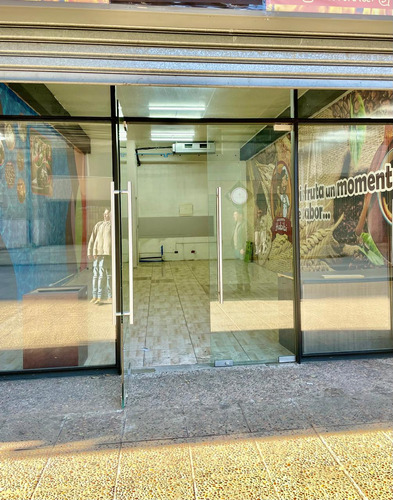 Arrienda Centrico Y Amplio Local Comercial