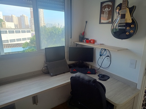 Apartamento 2 Dorm. 1 Suite. 34 Metros