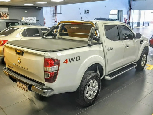 Imagen 6 de 25 de Renault Alaskan 2.3 Bit 16v Intens Mt 4x4 Camioneta Toyot W