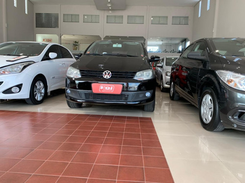 Imagem 1 de 11 de Volkswagen Fox 2013 1.0 Gii Completo