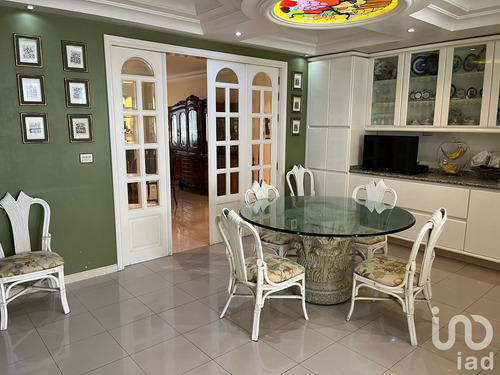 Venta Casa 5 Ambientes Lomas De Chapultepec Vii Sección