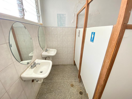Imagen 12 de 12 de Se Vende Edificio 2637,84 M² 8o/14b/35p- Prados Del Este