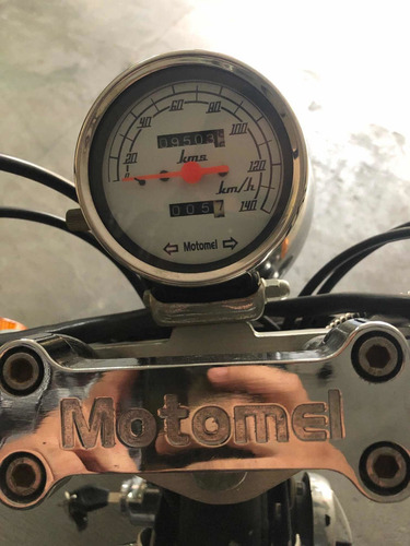Motomel Custom Dresser 250cc