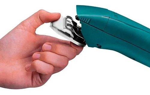 Imagen 4 de 5 de Andis Excel Cordless Peladora Canina Inalambrica 2 Vel