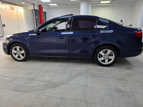 Volkswagen Vento 2.5 Luxury Tiptronic 170cv