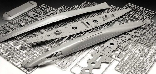 Buque de guerra alemán Tirpitz 1/350, 585 piezas, 05096, de Revell