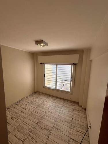 2 Amb Semipiso Lujo Flores Coc Lav Bcon Alegre Bño Com Porcelanato