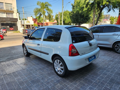 Renault Clio 1.2 Campus Pack I 75cv