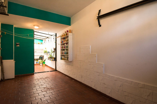 Tríplex 5 Amb En Venta Ramos Mejía Patio Y Cochera