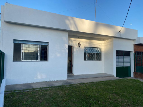 Casa Reciclada En Sayago A 1 Cuadra De Garzón