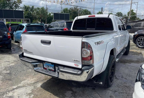 Imagen 15 de 15 de Toyota Tacoma 4x4