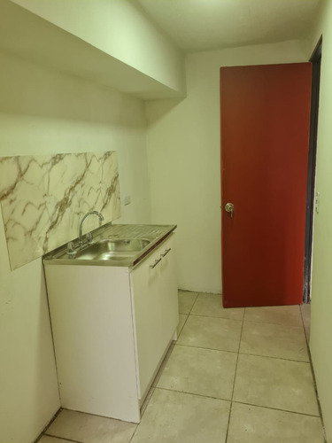 Hermosa Casa En Venta En Macul
