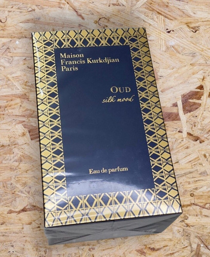 Perfume Maison Francis Kurkdjian Oud Silk Mood 70 Ml