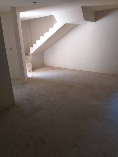 Imagen 8 de 14 de Se Vende Townhouse, Mañongo Cod. 436309 Mzp 04144146049