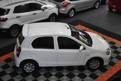 Toyota Etios Etios X 1.3 (Flex) (Aut)