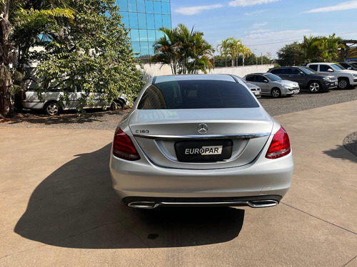 Imagem 6 de 11 de Mercedes Benz C180