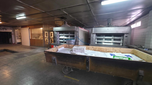 Excelente Inversión Comercial Céntrica. 625 M². (174644)
