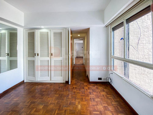 Departamento De 3 Ambientes Con Cochera - Lomas De Zamora