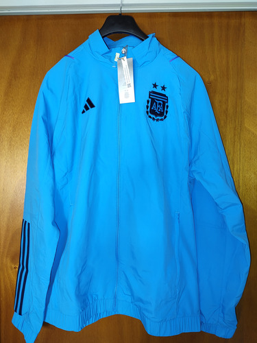 Campera Deportiva Selección Argentina Qatar 2022 (Usado)
