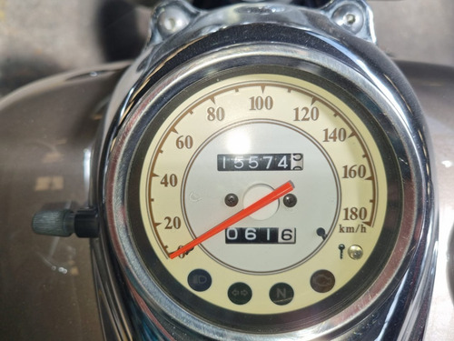Imagen 3 de 15 de Yamaha Xvs650a Xvs 650 Dragstar Moto 2006 Blanca Gris