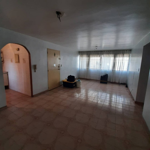 Imagen 13 de 14 de Apartamento Av Fuerzas Armadas Res Las Brisas Caracas