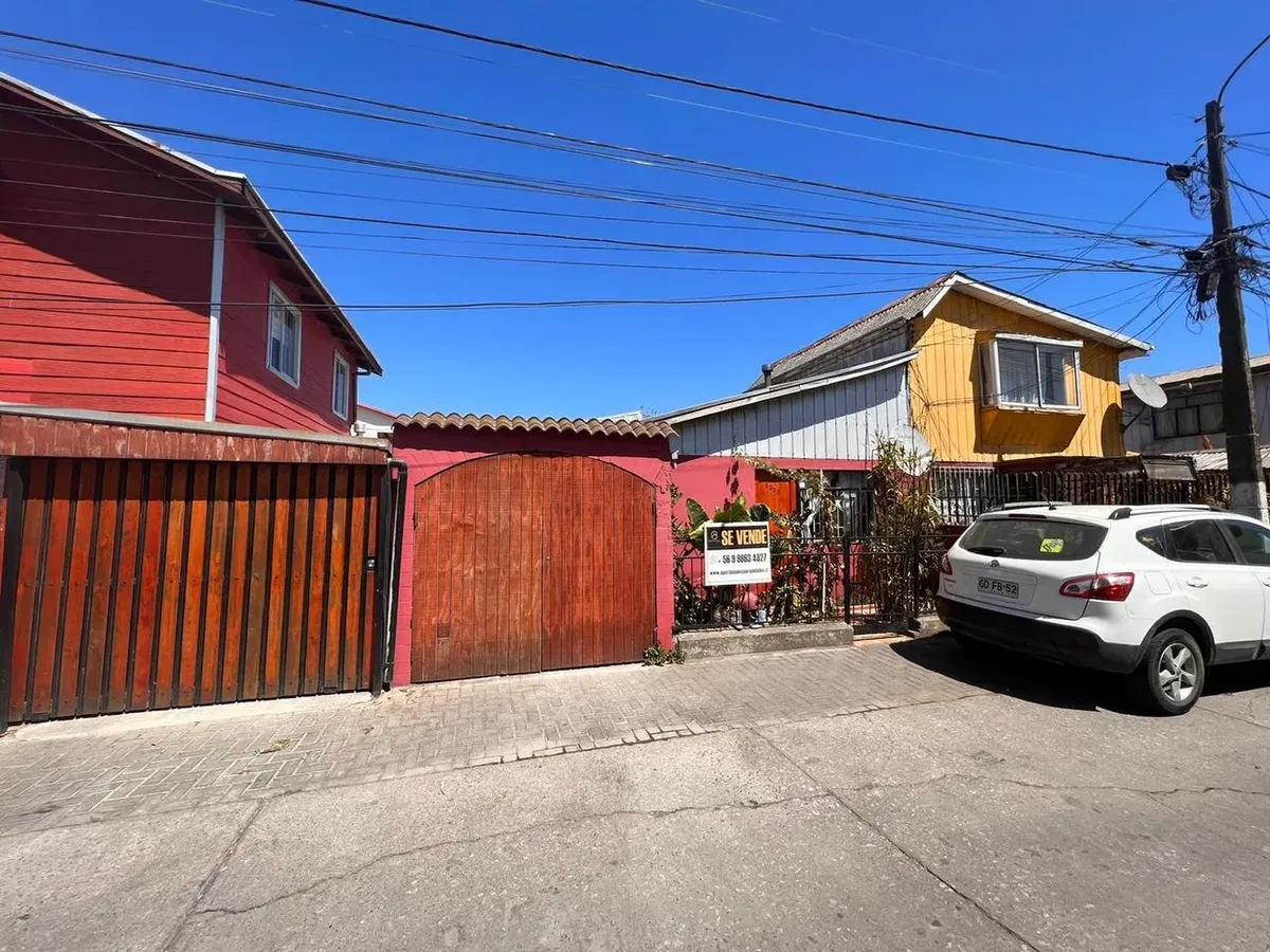 Imagen 1 de 12 de Se Vende Casa Un Piso En Hualpén