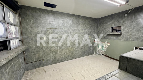 Venta Edificio Comercial En Calzada De Las Armas, Naucalpan