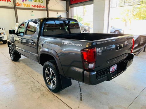 Imagen 6 de 10 de Toyota Tacoma Modelo 2019