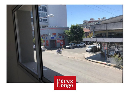 Imagen 2 de 8 de Ph 2 Amb C/ Terraza Propia