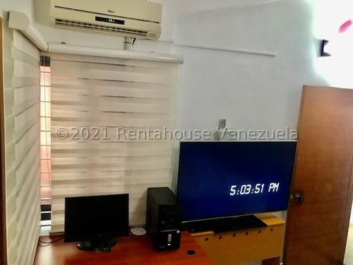 Imagen 11 de 15 de Eloisa Mejia Rentahouse Vende Townhouse En Mañongo Naguanagua 22-6668