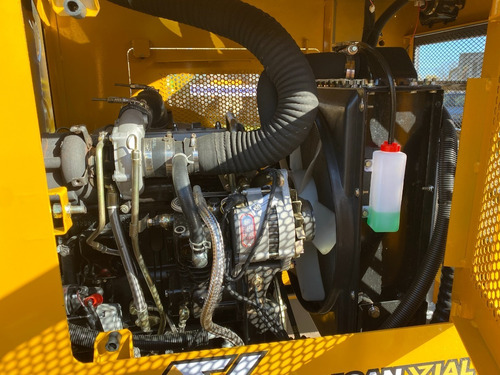 Imagen 6 de 15 de Pala Cargadora Articulada Crybsa C-80 93hp 1mt Tomo Usados