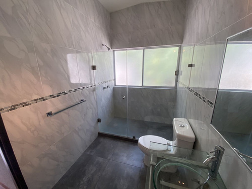 ¡bienvenido A La Joya De Jurica, Una De Las Zonas Residenciales Más Exclusivas!