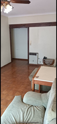 Imagen 4 de 14 de Venta 3 Ambientes A La Calle Con Balcon
