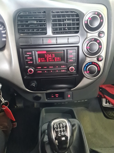Imagen 14 de 15 de Kia K2500 2017 2.5 Caja