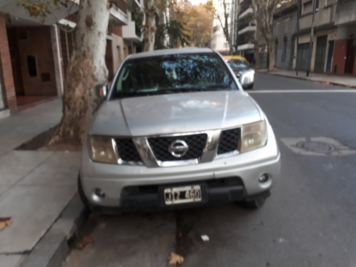 Nissan Frontier 2010 2.5 Le Cab Doble 4x4 Tap. Cuero