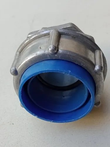 Conector Zm Prensa Caño Metalico Rosca 2 Pulgadas Conextube