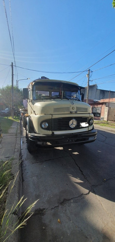 Imagen 9 de 13 de Mercedes Benz 1518