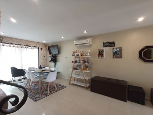 Imagen 6 de 23 de Marisol Castro Vende Townhouse En El Parral | Valencia | Carabobo | Res. Costa Azul | Foth-305 Marisol 04244923040