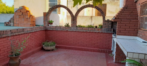 Imagen 17 de 19 de Casa 2 Habitaciones Cochera. Arroyito.