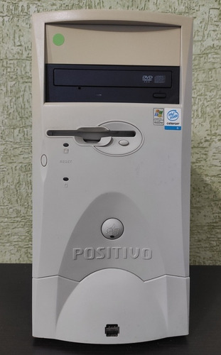 Pc Gamer Antigo Com Windows Xp - Retrô Vintage