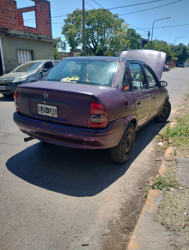 Chevrolet Corsa 1.6 Gl Aa Dh