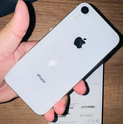 Celular iPhone XR 64gb Blanco (Usado)