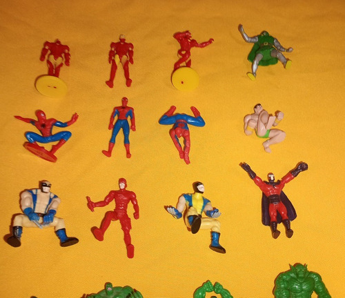 Marvel Super Heroes Grezon Tipo Kinder Set 18 Figuras (Usado)