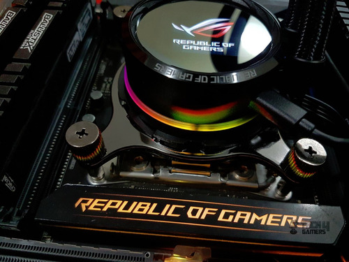 Imagen 8 de 8 de Enfriamiento Liquido Gamer Asus Rog Ryuo 240 Rgb