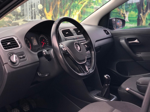 Imagen 2 de 25 de Volkswagen Polo 2016 Comfortline 1.6 Gnc, Apenas 78.000 Km !