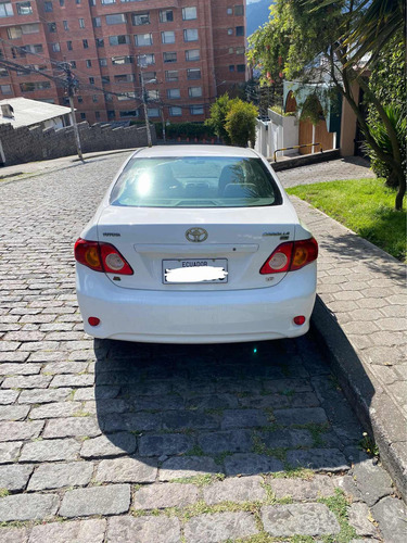 Imagen 2 de 10 de Toyota Corolla Xli Sedan